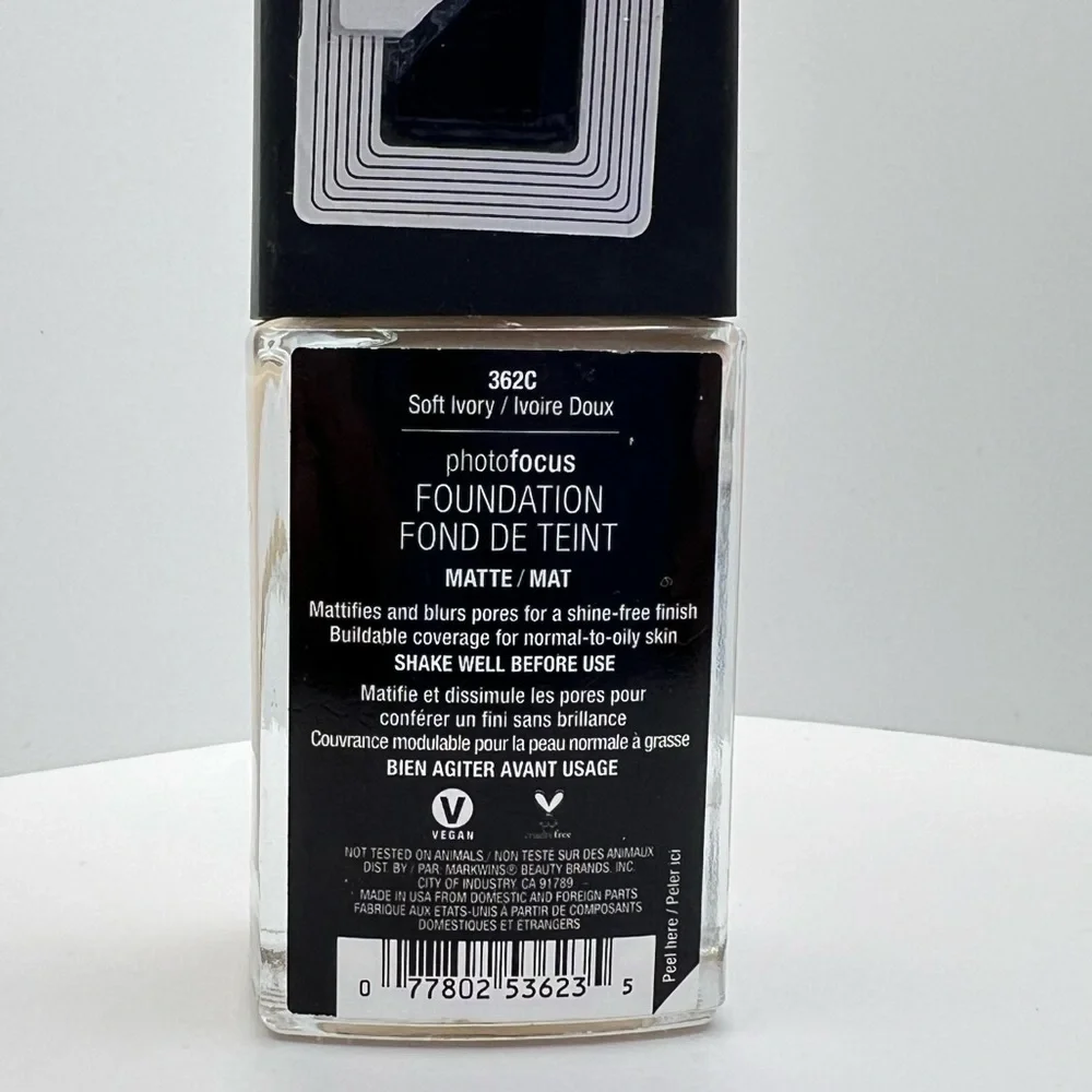 🦋$4 ~ Wet n Wild Photofocus Foundation ~ ‘Soft Ivory’ ~ Matte Finish ~ NEW